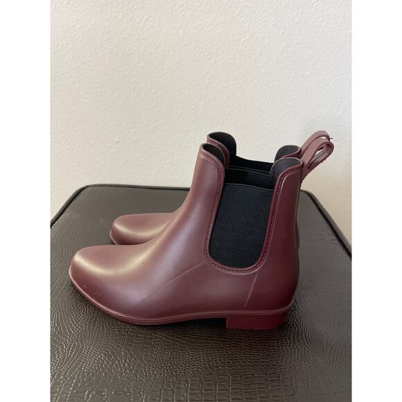 A NEW DAY Burgundy Ankle Rubber Rain Boots - Picture 7 of 9